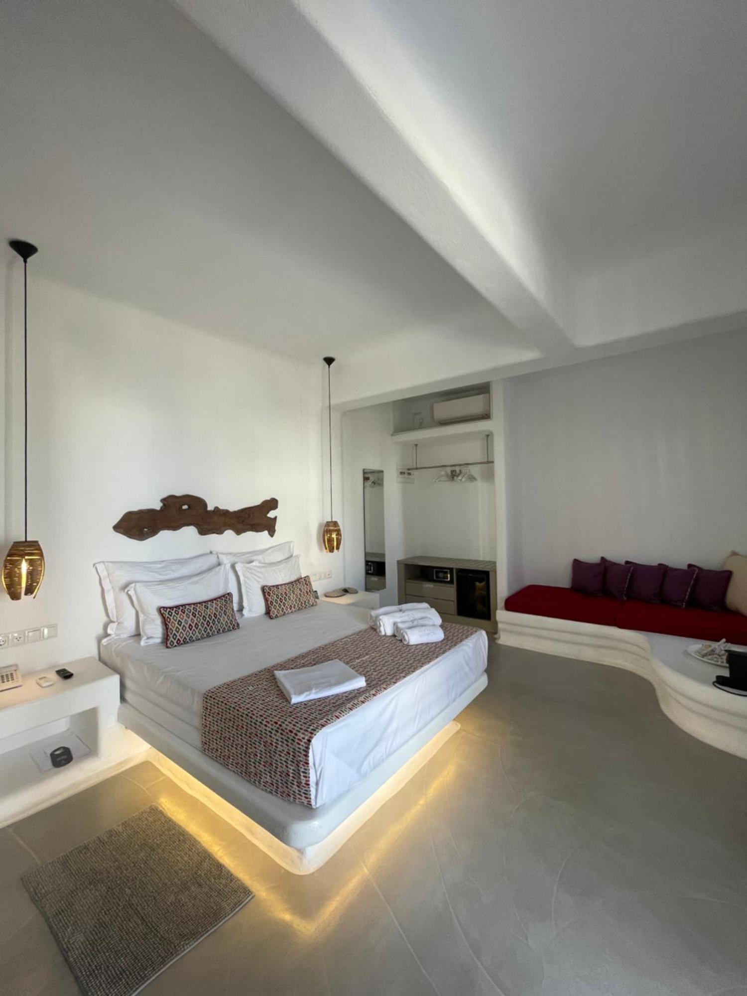 Angels Pillow Luxury Boutique Residence - Adults Only ナウサ 部屋 写真